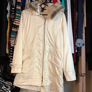 WHBM cream parka with faux fur detachable hood